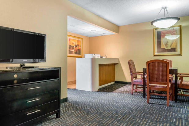 Photo of Country Inn & Suites at Mall of America