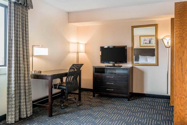 Photo of Country Inn & Suites at Mall of America